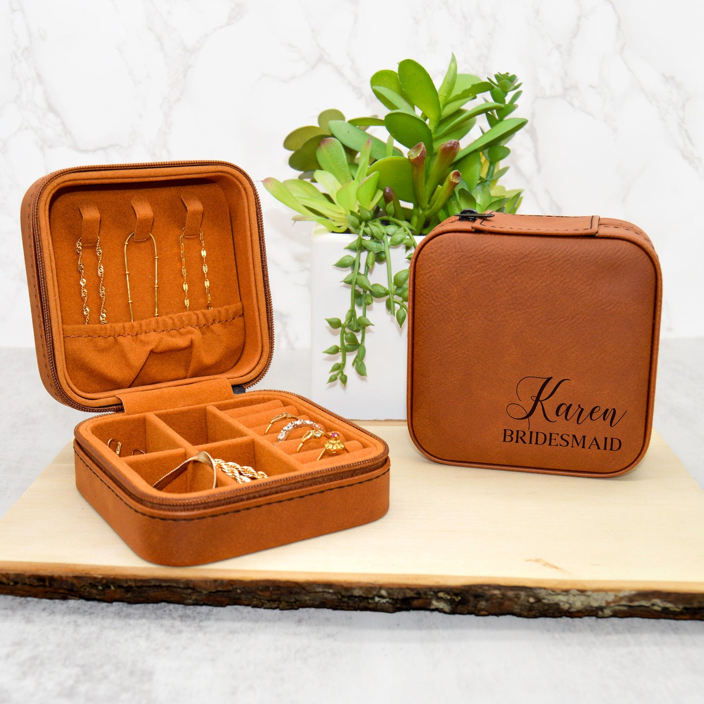 Bridesmaid Jewelry Box, Bridesmaid Gifts, Personalized Jewelry Box, Bridal Party Gifts, Birthday Gift for Her, Custom Jewelry Box,Bride Gift